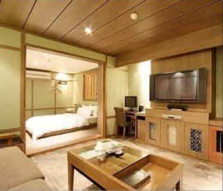 Max Hotel