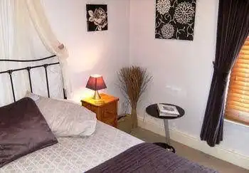 Bridge House Bed and Breakfast Bridge House Bed and Breakfast