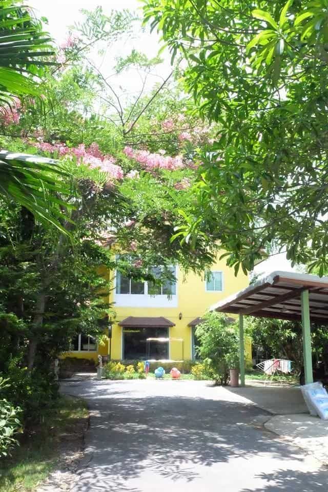 Ruenpinwilai Resort