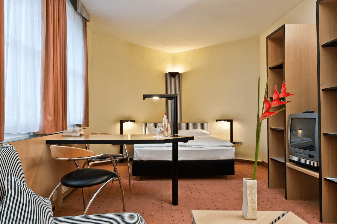 TRYP by Wyndham Halle