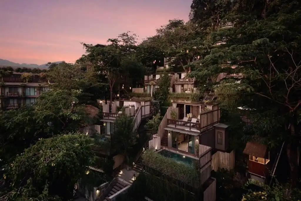 Dinso Resort & Villas Phuket, Vignette Collection - an IHG Hotel
