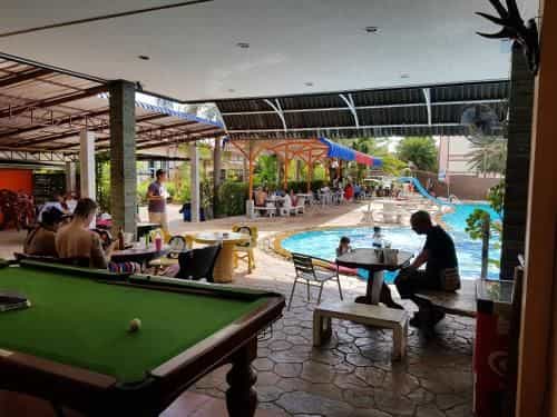 Ruysuk Hotel & Swimming Pool
