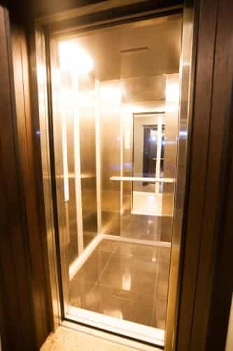 Le Hua Hotel