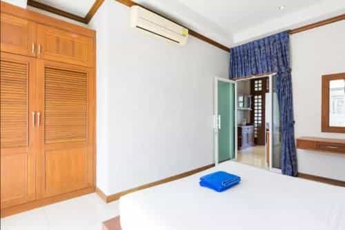 1 bedroom beachfront apartment in Karon beach