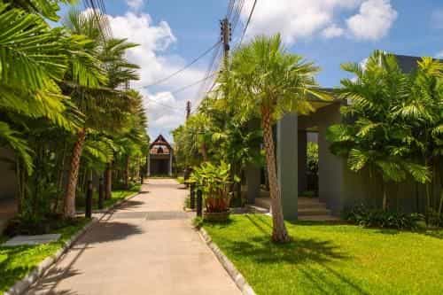 Villa Aru by Tropiclook: Onyx style Nai Harn beach