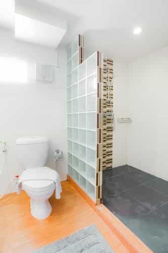 OYO 304 Seven Suns Residence near Chiang mai Ram