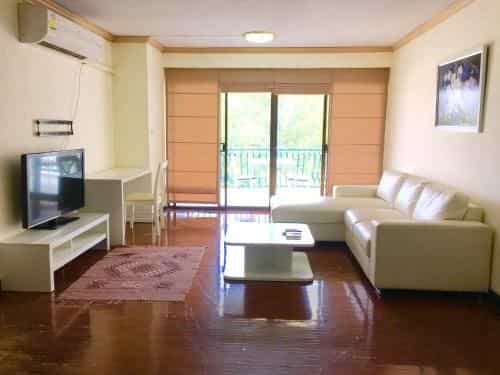Cozy Stay At Hillside 4