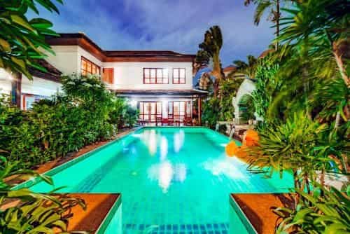 City Center Luxury Private Pool Villa