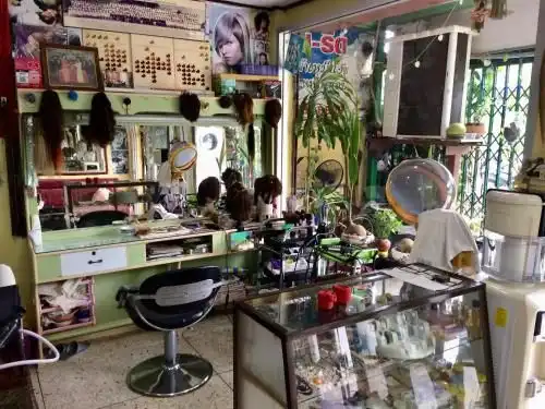 PEE HOMESTAY LOPBURI PEE HOMESTAY LOPBURI