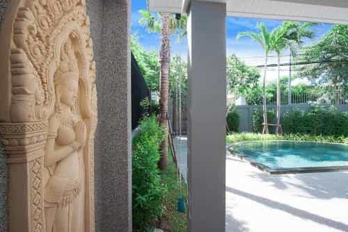 The Pattaya 3 Bedroom sleeps 6