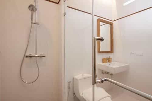 The Pattaya 3 Bedroom sleeps 6