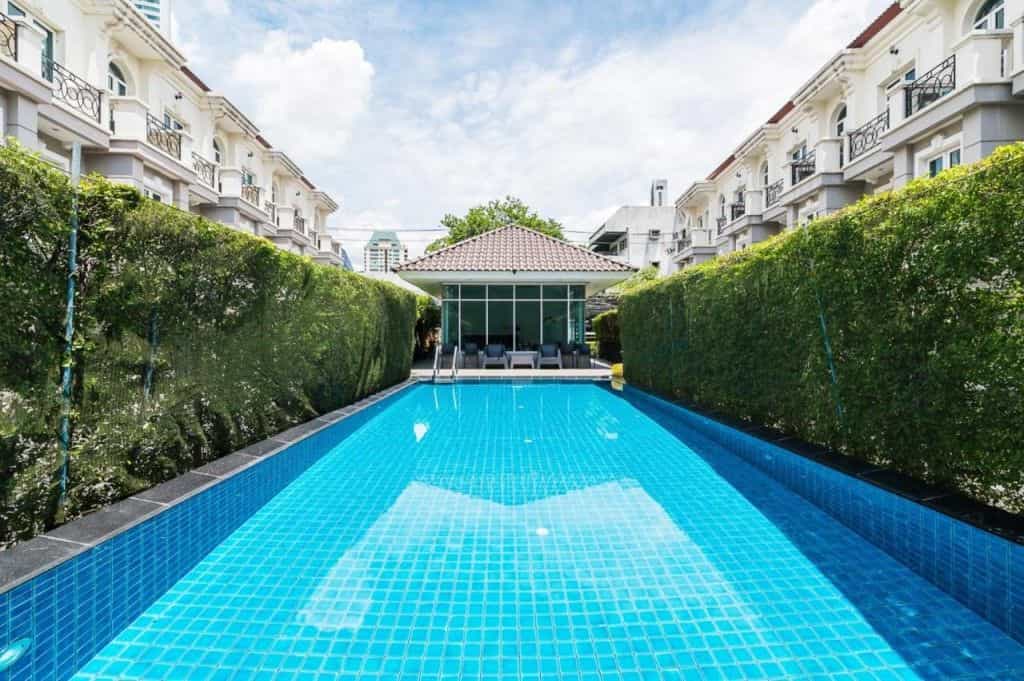 MIQ Asoke808 Villa - Asoke BTS - garden pool - 16 Pax MIQ Asoke808 Villa - Asoke BTS - garden pool - 16 Pax