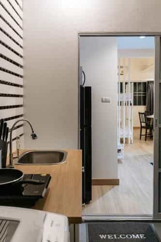B4 Locally comfy Large room 3mins walk to MRT B4 Locally comfy Large room 3mins walk to MRT