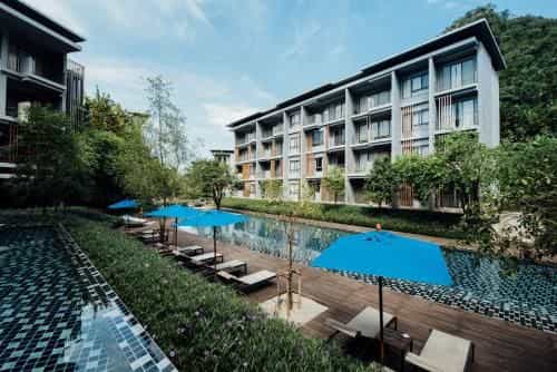 23 Degree Condominium R76