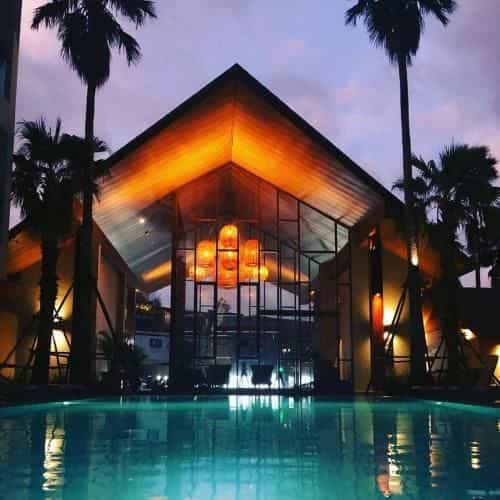 PALMYRAH SURIN, MODERN 1BR with Terrace, 300 meters to Surin Beach