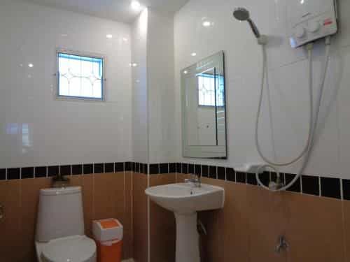 4 bedroom villa private pool central Pattaya 15 min away