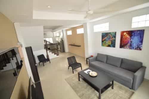 THG - Modern Townhomes