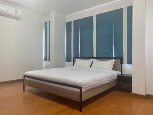 Enjoyable and Quiet Jinbei Villa 233