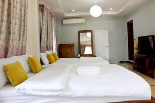 บ้านริมเนิน รีสอร์ท งาว บ้านริมเนิน รีสอร์ท งาว