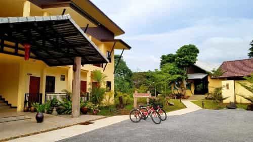 โรงแรมบ้านสกุณา
