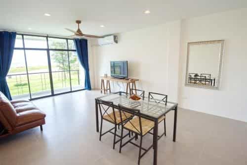 เดอะ บีช รีสอร์ต แอนด์ เรสซิเดนซ์ เดอะ บีช รีสอร์ต แอนด์ เรสซิเดนซ์