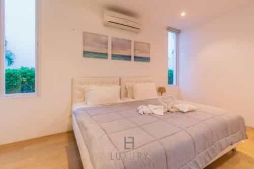 Luxury Modern 3 Bedroom Pool Villa PA5