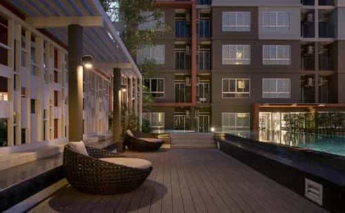 Charming Condo With Prime Location