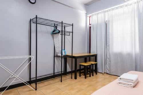 Downtown 4Br Sleep16, 300m to Station, FAST WIFI Downtown 4Br Sleep16, 300m to Station, FAST WIFI