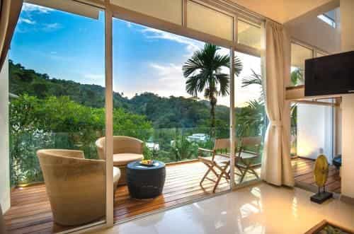 Luxury 2 Bedrooms Penthouse Kamala Escape