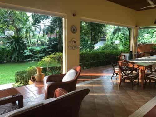 300m from beach - Luxury Holiday House 300m from beach - Luxury Holiday House