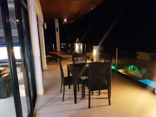 Huge Seaview Pool - Mountain House 4 bedrooms, Koh Lanta Huge Seaview Pool - Mountain House 4 bedrooms, Koh Lanta