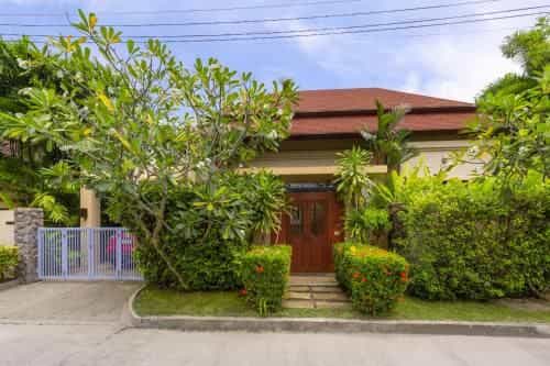 Villa Raas by Tropiclook: Baan Bua Nai Harn Villa Raas by Tropiclook: Baan Bua Nai Harn