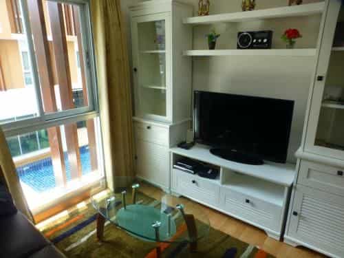 1 Double bedroom Apartment with Swimming pool security and high speed WiF