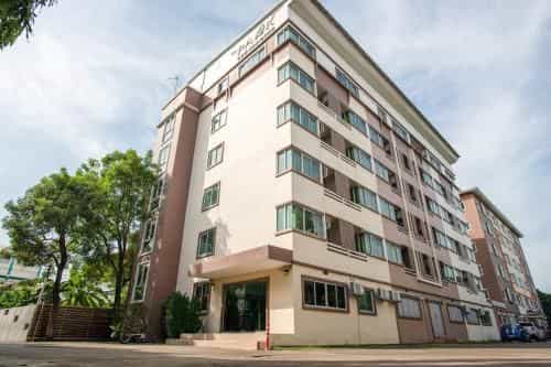OYO 417 Nest Hotel