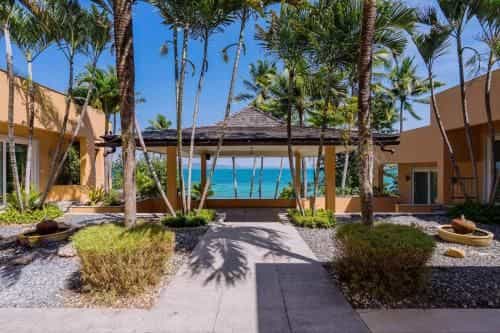 Coral Cove Beachfront Villa - Hotel Managed Coral Cove Beachfront Villa - Hotel Managed