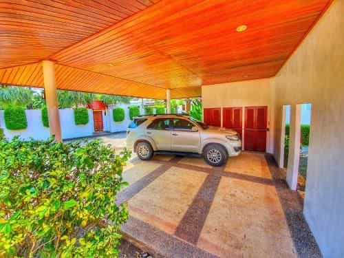 Villa Sirinthira Nai harn