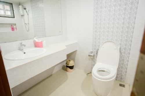 Grand Condo Tulips pool villa 250meter from beach