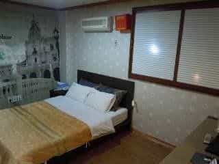 Goodstay Montblanc Motel