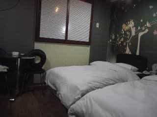 Goodstay Montblanc Motel