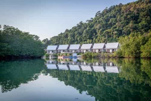 ภูธารเกาะช้างรีสอร์ตแอนด์สปา ภูธารเกาะช้างรีสอร์ตแอนด์สปา