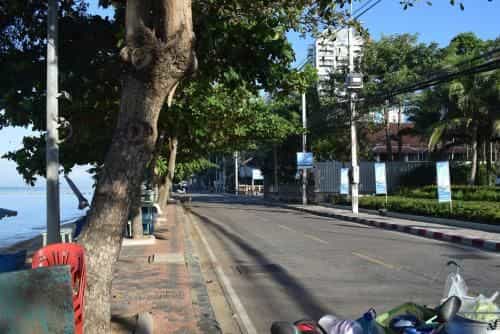 Jomtien BeachSide Modern Room