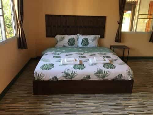 Dream Home 6-Room Hardcover Villa
