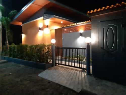 Issarindr Pool Villa Issarindr Pool Villa