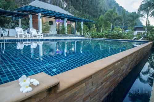 ภูผายอดรีสอร์ท ตรัง ภูผายอดรีสอร์ท ตรัง