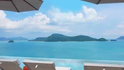 Luxury Infinity Pool Villa