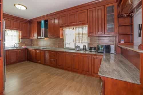 Villa Eden, 4 BR Luxury Pool & Garden, 10 min to Walking St. Villa Eden, 4 BR Luxury Pool & Garden, 10 min to Walking St.