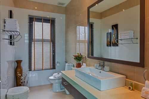 Crystal Pool Villa