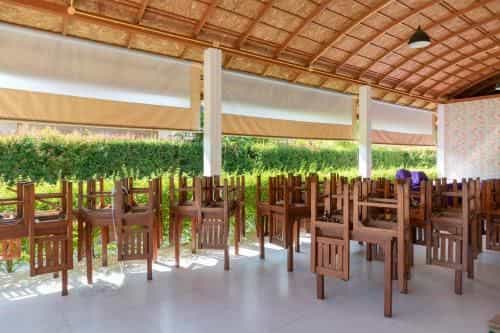 Capital O847 Orchid Garden Villa