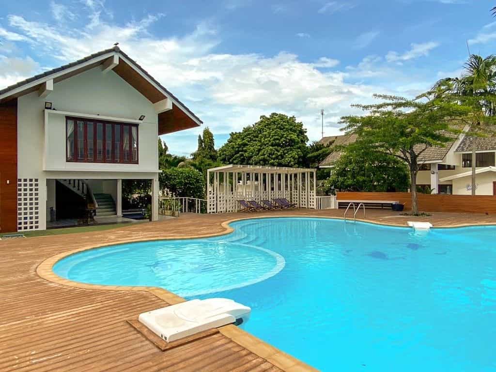 Bangsaphan Resort