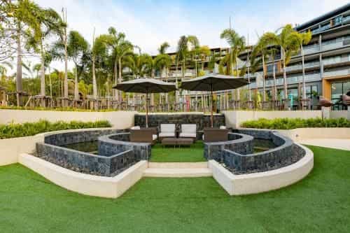 Sea View Panora Surin by Holy Cow E103